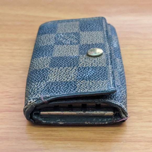 Louis Vuitton Damier Key Holder/Wallet 1518*** - Picture 3 of 9